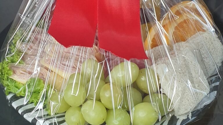 Cómo hacer bandejas de cartón para servir desayunos en casa 30 bandejas de carton decoradas con alimentos