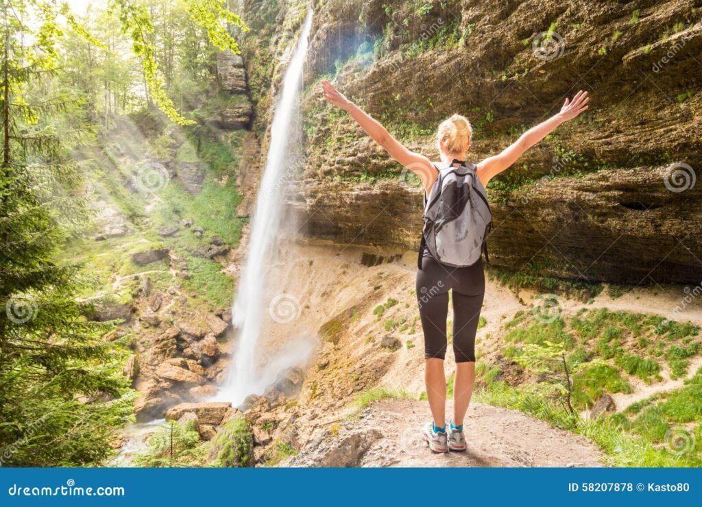 Dónde encontrar fotos de chicas con tetas grandes y atractivas