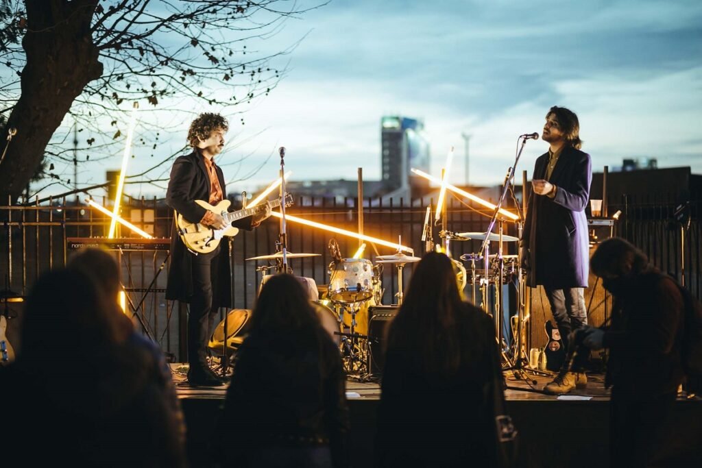 concierto en vivo al aire libre