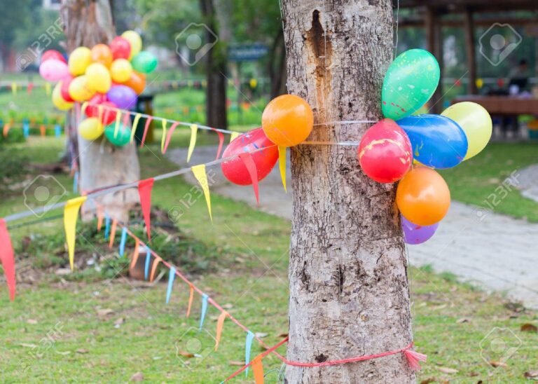 Cómo decorar fiestas al aire libre de manera creativa y económica 15 decoracion de fiesta al aire libre colorida