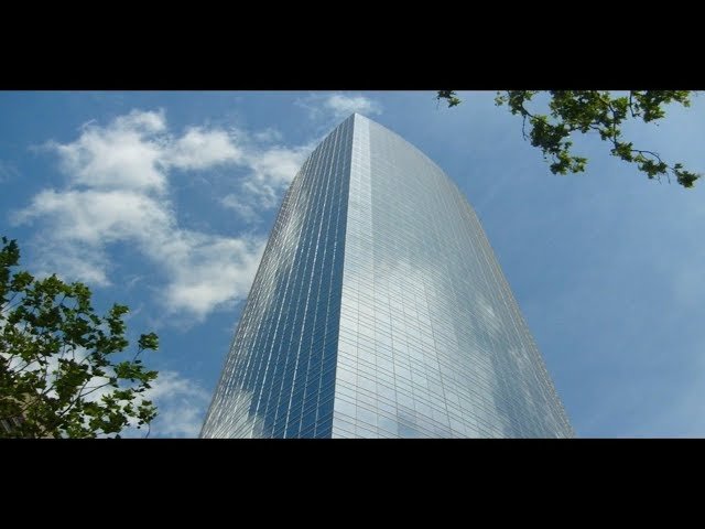 Cuáles son las características del Edificio YPF en Puerto Madero