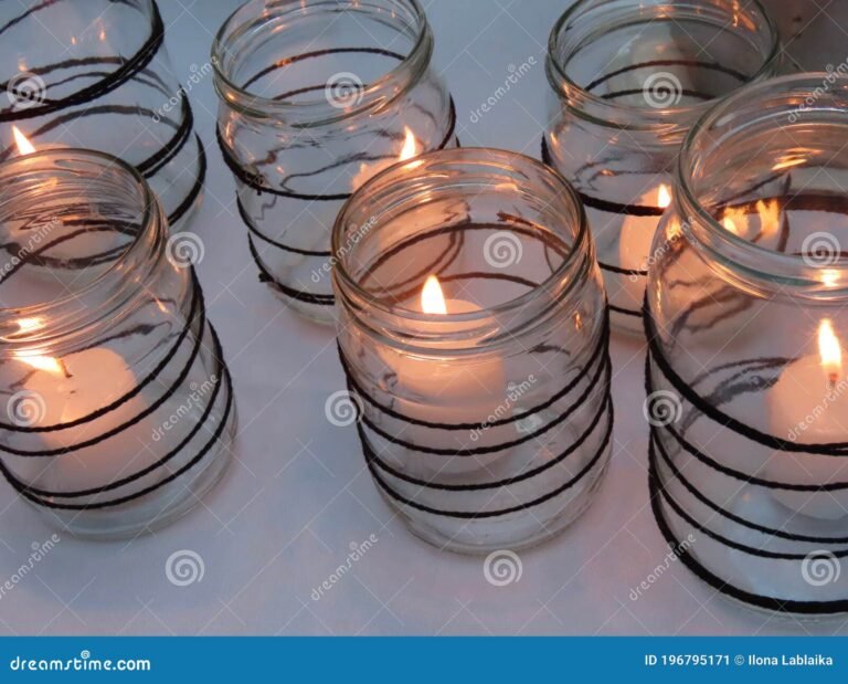 Dónde comprar frascos de vidrio para velas de manera económica 17 frascos de vidrio con velas encendidas