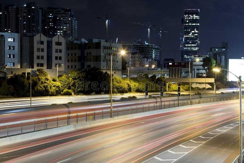 Qué hacer si necesitas una grúa en la Autopista del Sol