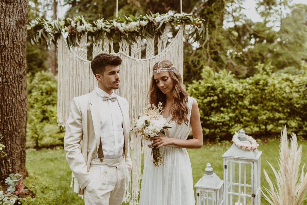 Cómo lograr un estilo boho chic para hombres en una boda 8 Cómo lograr un estilo boho chic para hombres en una boda