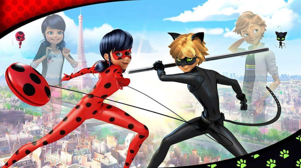ladybug y cat noir en accion juntos
