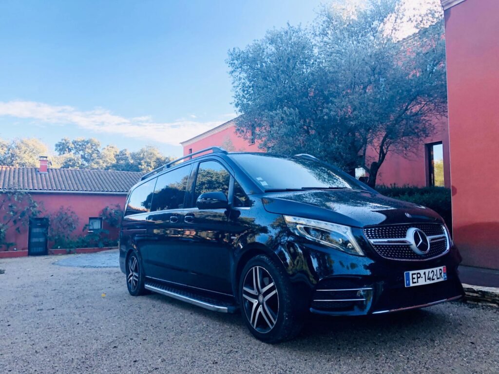 Qué características destacan en la Mercedes V Class Van para viajeros 5 Qué características destacan en la Mercedes V Class Van para viajeros