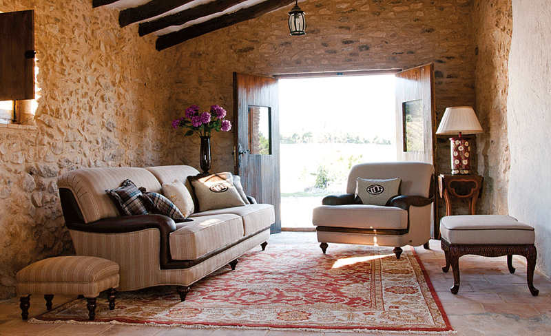 Dónde puedo encontrar una mesa de TV antigua para mi hogar