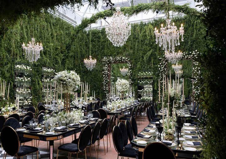 Dónde comprar una mesa espejada ideal para eventos únicos