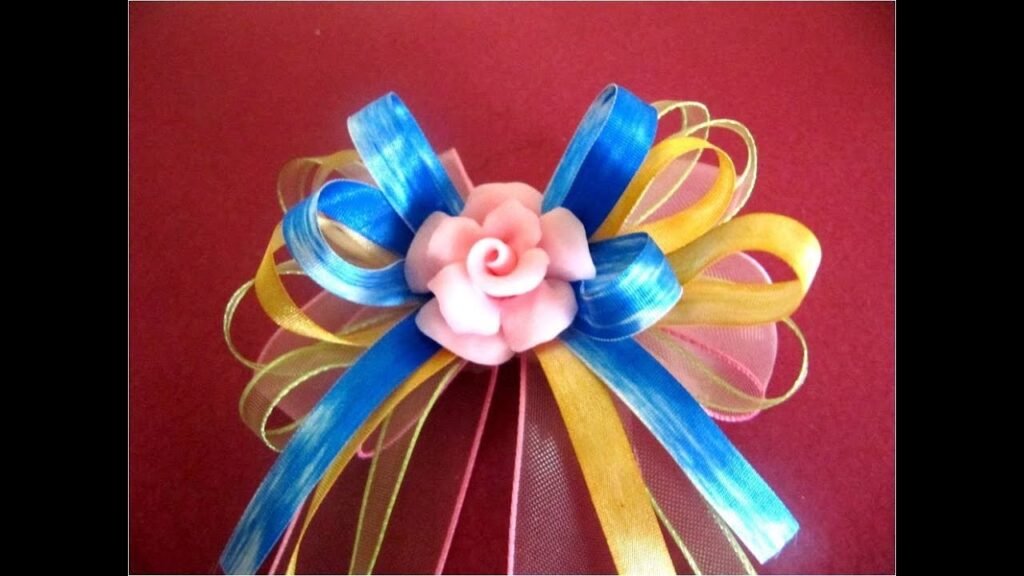 Cómo elegir los moños perfectos para la comunión de una nena