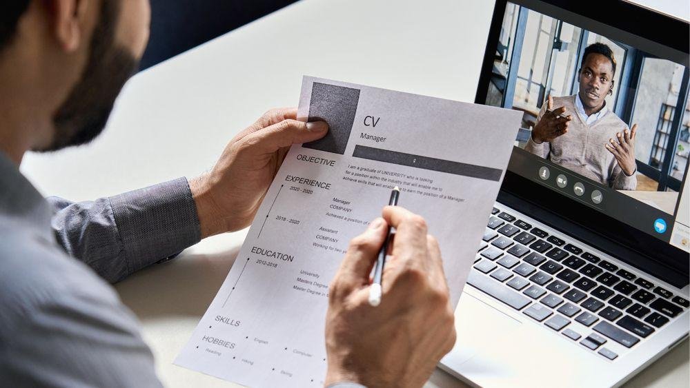 Cómo hacer un currículum vitae para vendedora de ropa Ejemplos y tips 7 Cómo hacer un currículum vitae para vendedora de ropa Ejemplos y tips