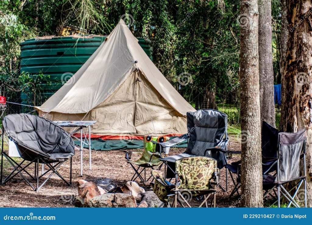 Dónde se encuentra el camping familiar Los Pinos y qué ofrece