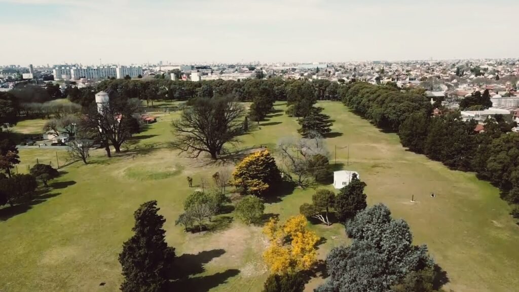 Qué lugares turísticos y actividades se pueden hacer en Villa Adelina, Buenos Aires