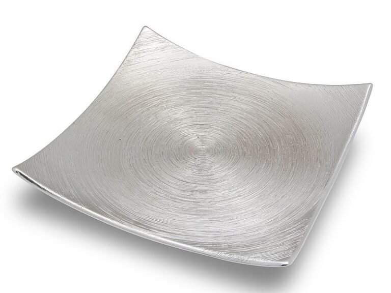 Dónde encontrar platos de cerámica cuadrados para decorar mi mesa 21 platos de ceramica cuadrados en una mesa