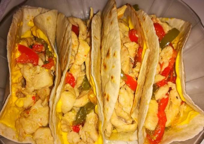 Cómo preparar unos deliciosos tacos de pollo con una receta fácil 3 Cómo preparar unos deliciosos tacos de pollo con una receta fácil