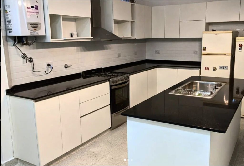 Qué características y texturas tiene el granito negro Brasil 7 Qué características y texturas tiene el granito negro Brasil