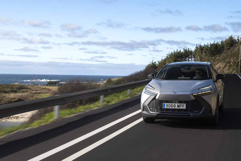 Es el Toyota C-HR Hybrid la mejor opción de SUV híbrido en Argentina