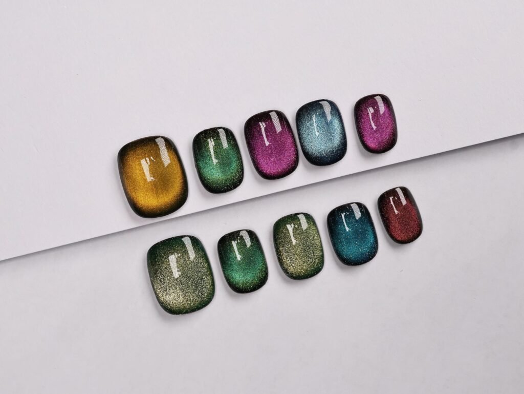 Qué técnicas y diseños populares para uñas ojo de gato existen