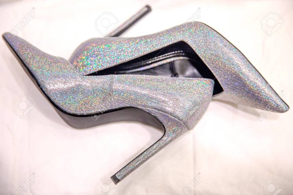 Dónde Comprar Zapatos Plateados Con Brillo para Brillar en Cualquier Ocasión